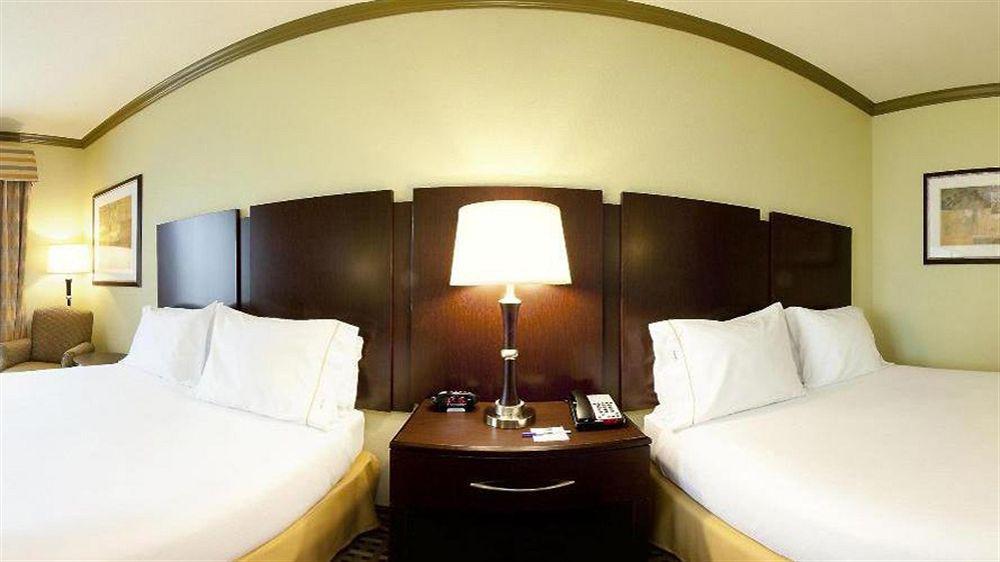 Holiday Inn Express & Suites Fort Worth - Fossil Creek By Ihg Eksteriør billede